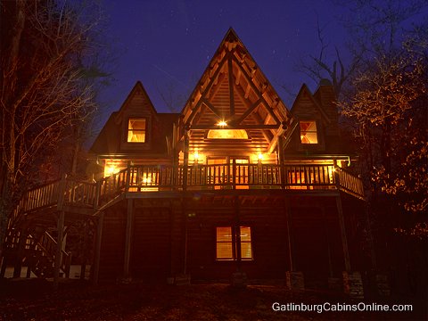 Very large cabin in Gatlinburg