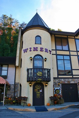 smkymtnwinery11211 (1) (683x1024)